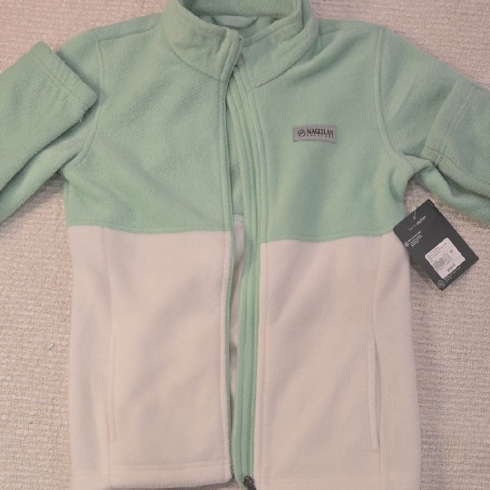 Magellan Outdoors Light Green and Cream/white Fleece Jacket